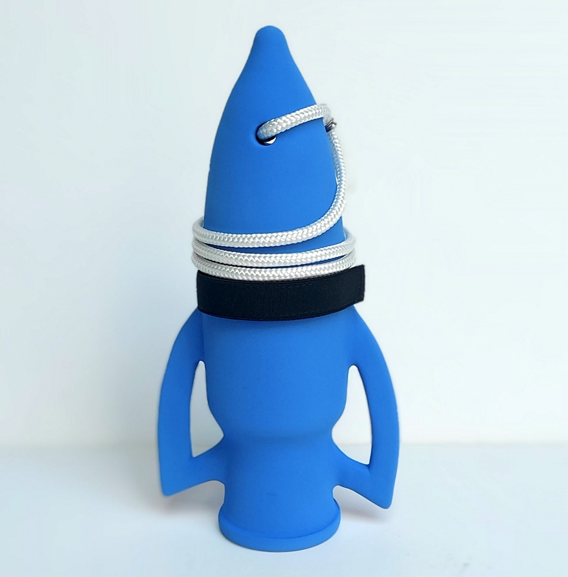 Culture does not Sink II, 2024, ceramic, textile, h 23x13 cm, 1/1