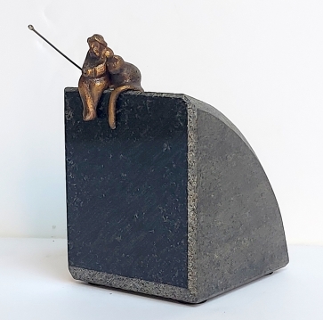 Kantrybė, 2024, žalvaris, plienas, granitas, h 13,5x15x8 cm, 1/1