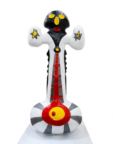 Clairvoyant, 2022, chamotte ceramics, glaze, h 120 cm