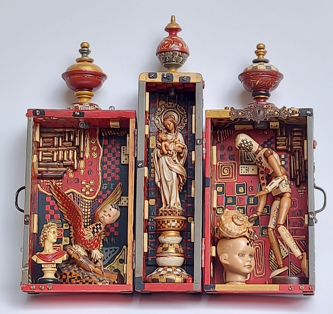 Altorius, 2016, mišri technika, h 56x55x11 cm, 1/1