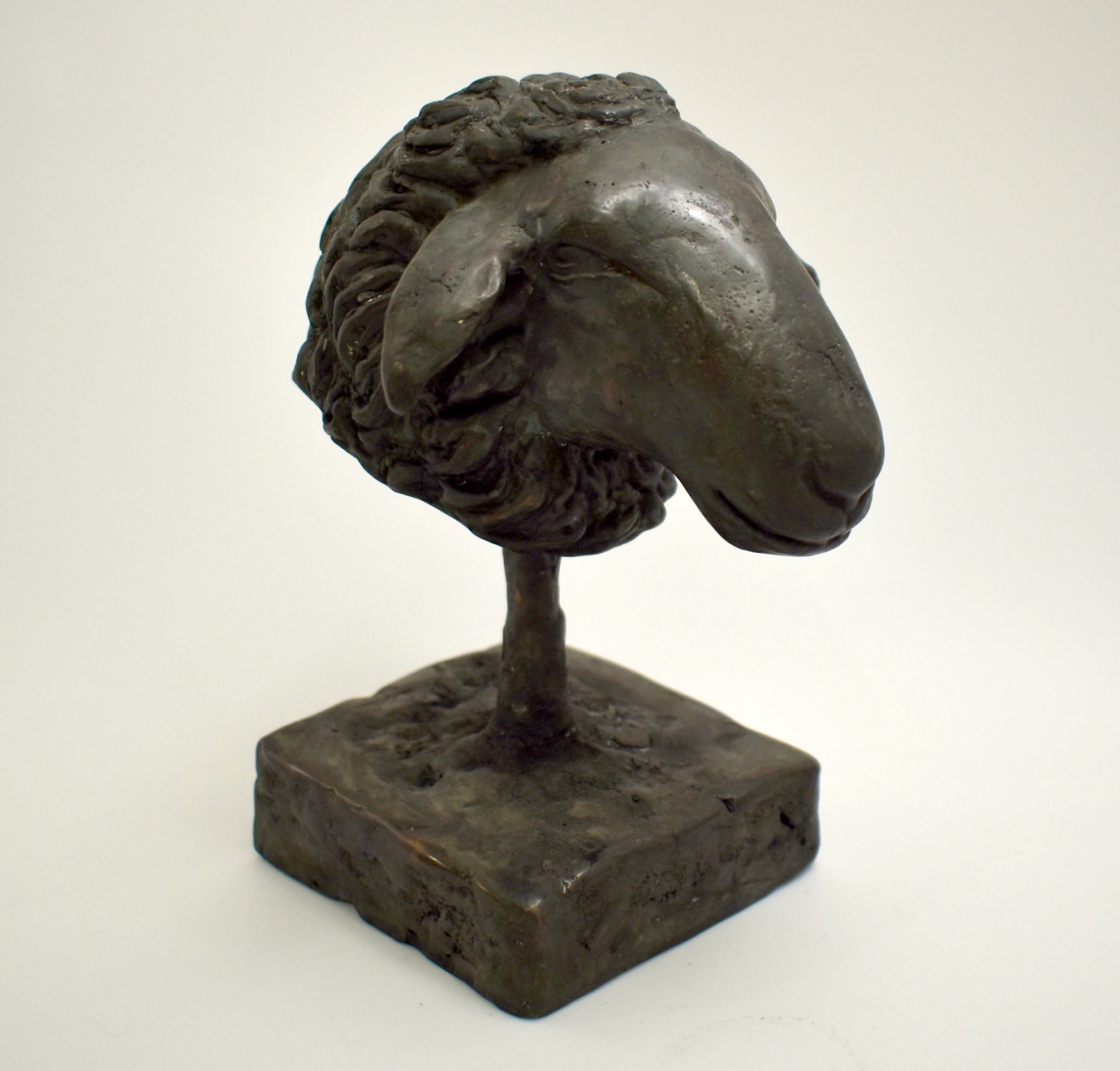 Portrait of a Sheep, 2020, br, h 18cm, 1/10