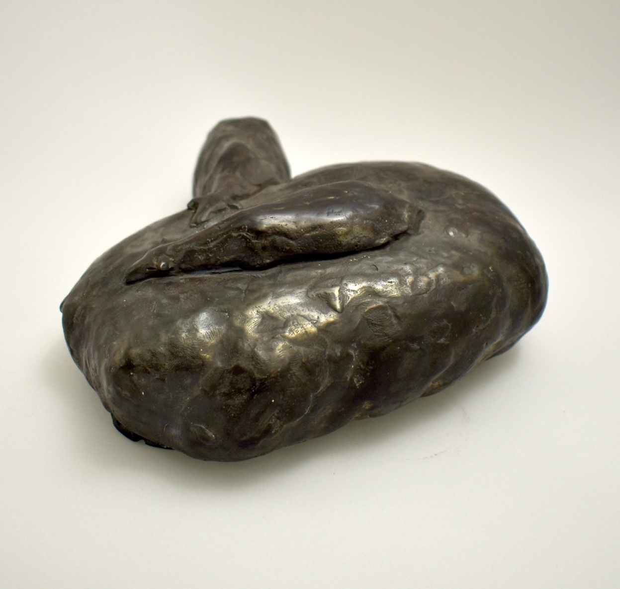 Flow of sheep, 2020, bronze, h 6.5x17x17 cm
