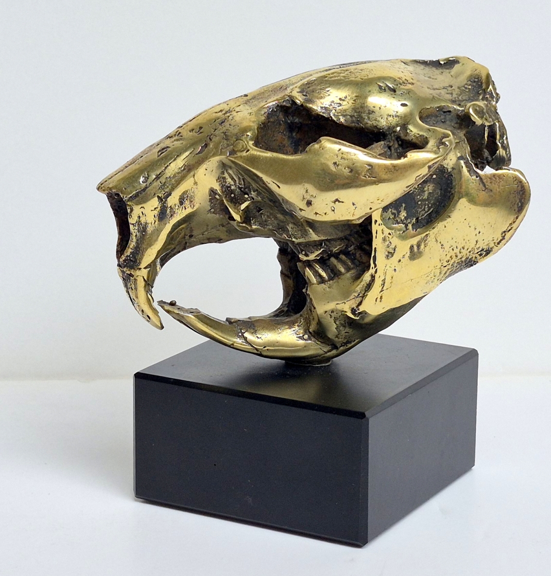 Beaver, 2016, bronze, h 13x10x10 cm, granite, 1/3