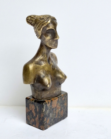 Biustas II, 2004, bronza, granitas, h 20x9x5,5 cm, 2/10