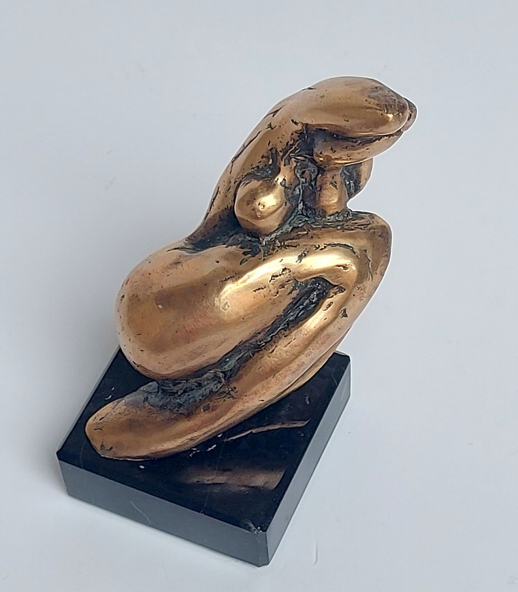 Seedling, 2016, bronze, h 11x8x7 cm, 1/1
