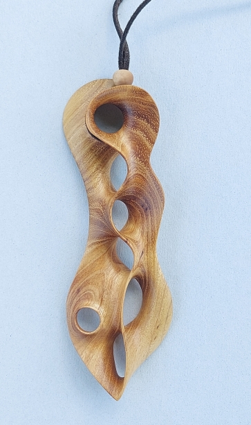 Dekoratyvinis objektas-papuošalas Trauka, beržo gumbas, 14x5x2 cm, 1/1