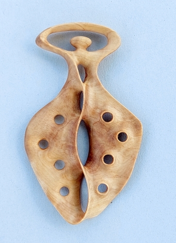 Dekoratyvinis objektas-papuošalas Apkabinu, beržo gumbas, 14x7,5x12 cm, 1/1