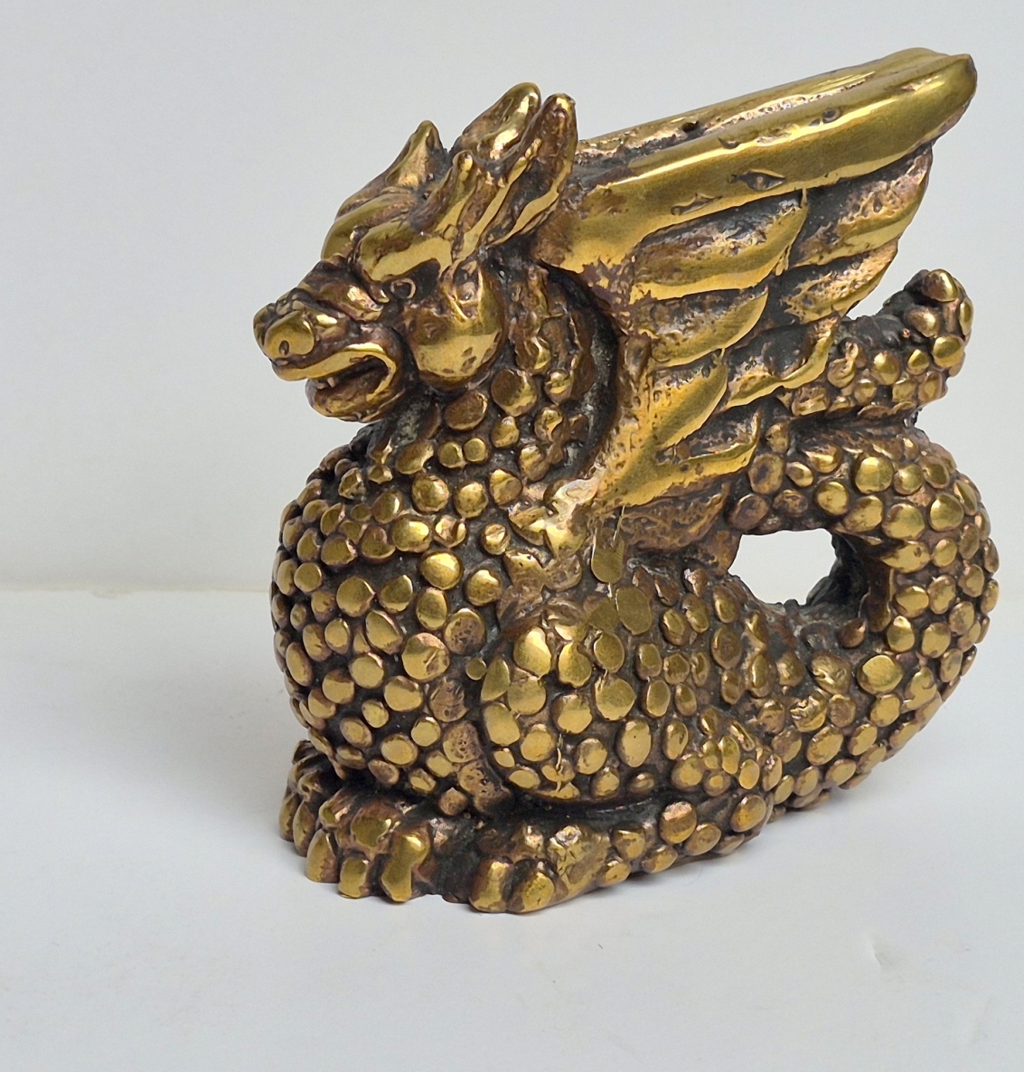 Dragon, 2024, bronze, h 10.8x11x6.5 cm, 1/3