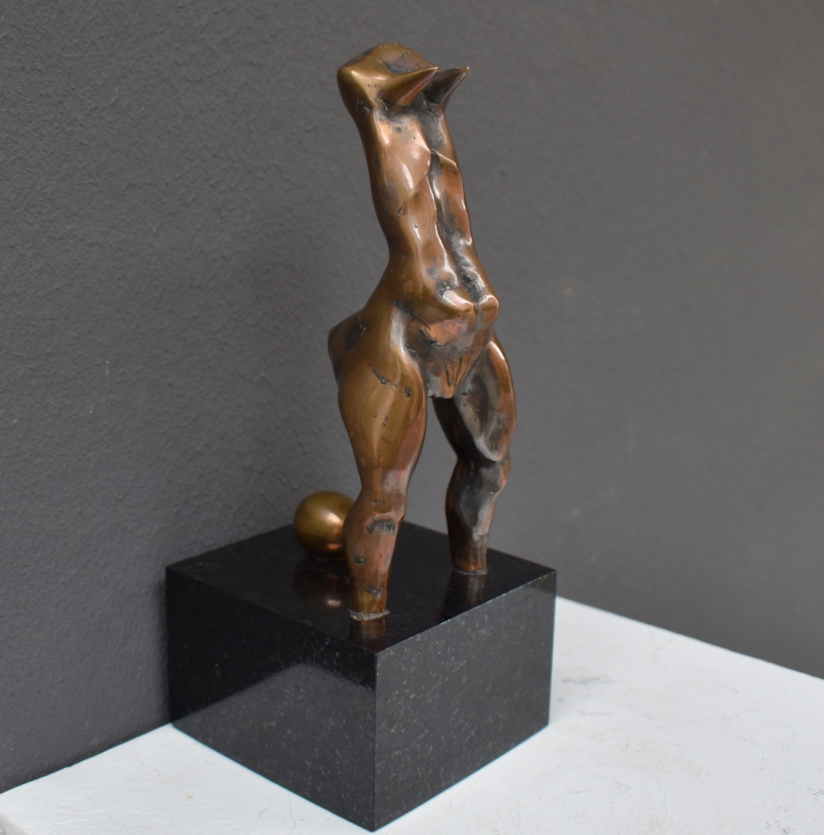 The Muse, 1984, bronze, h 20 cm