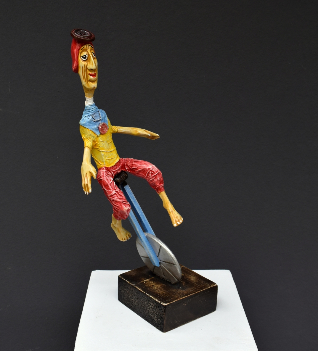 Circus performer, 2021, author's technique, h38 cm, 1/1