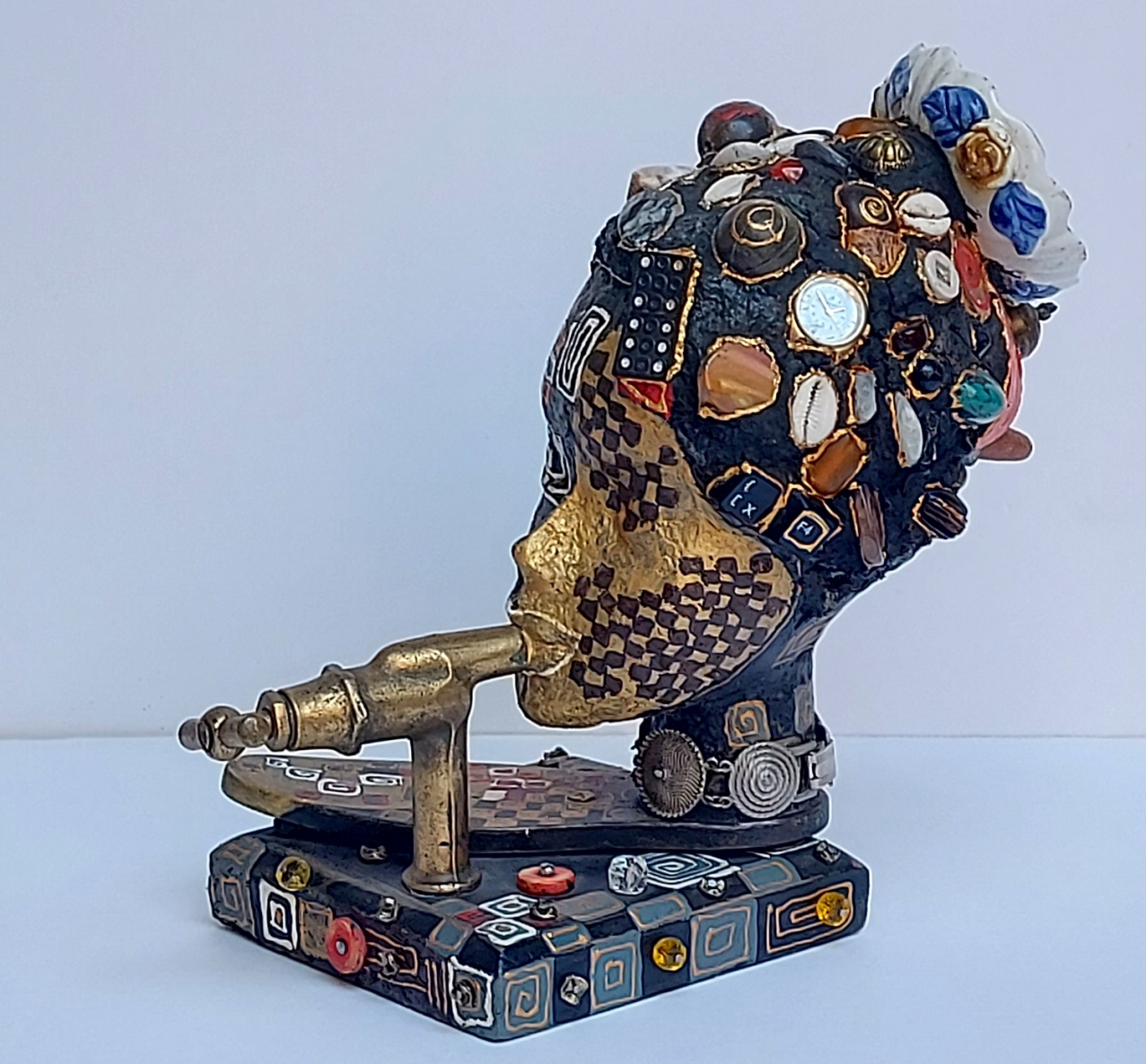 Troškulys, 2010, mišri technika, 28x28,8x20 cm, 1/1