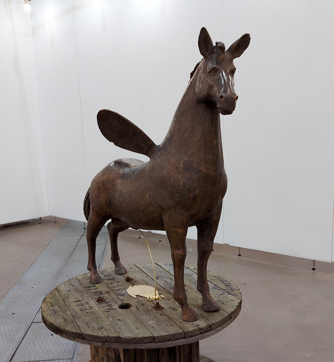 Gaubas Fun, 2020, bronze, 94x100x45 cm, 1/1