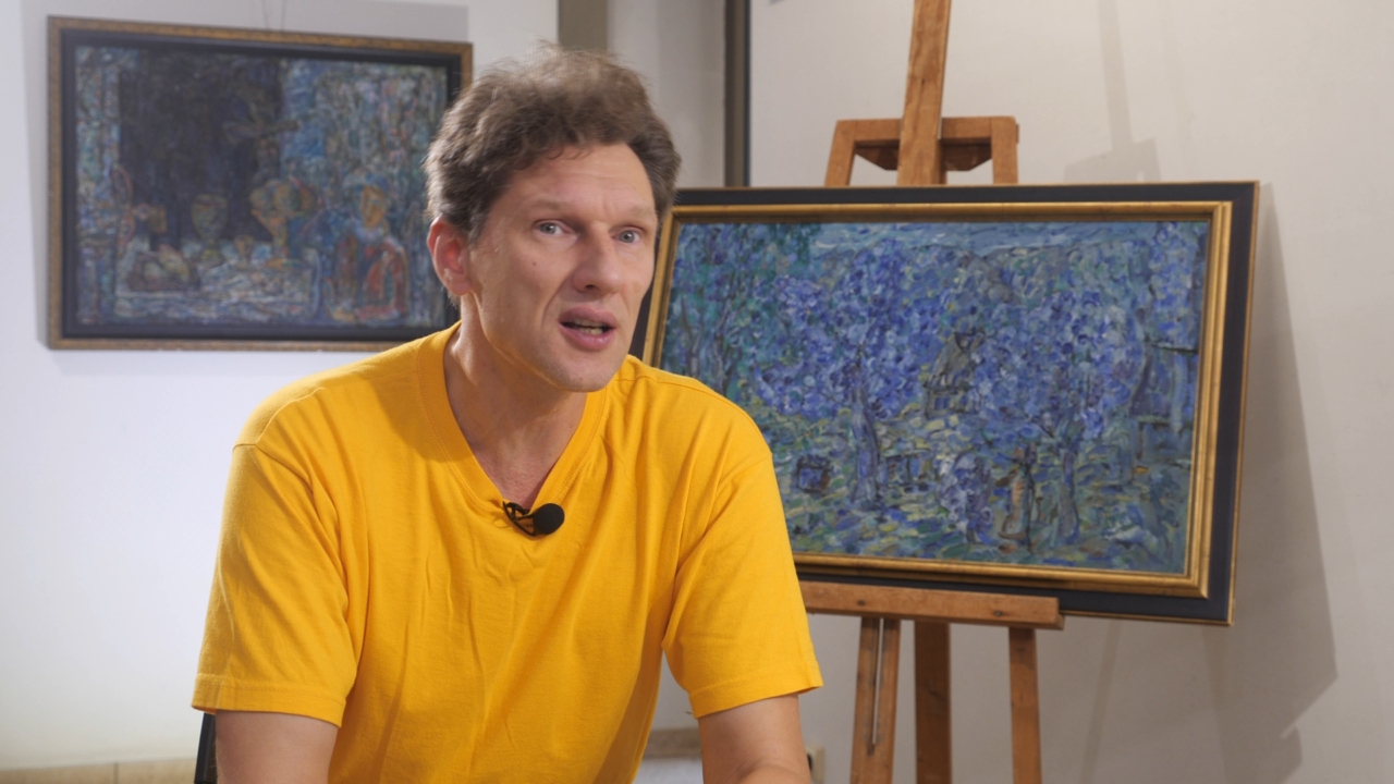 Tapytojas, poetas Gvidas Latakas. Interviu stop kadras. Filmavo Rolandas Karalius.