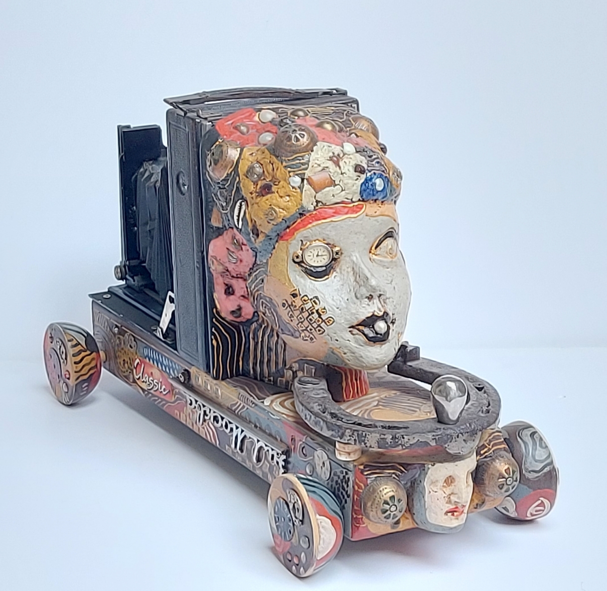 Hibridas, 2015, mišri technika, h 26x44x19 cm, 1/1