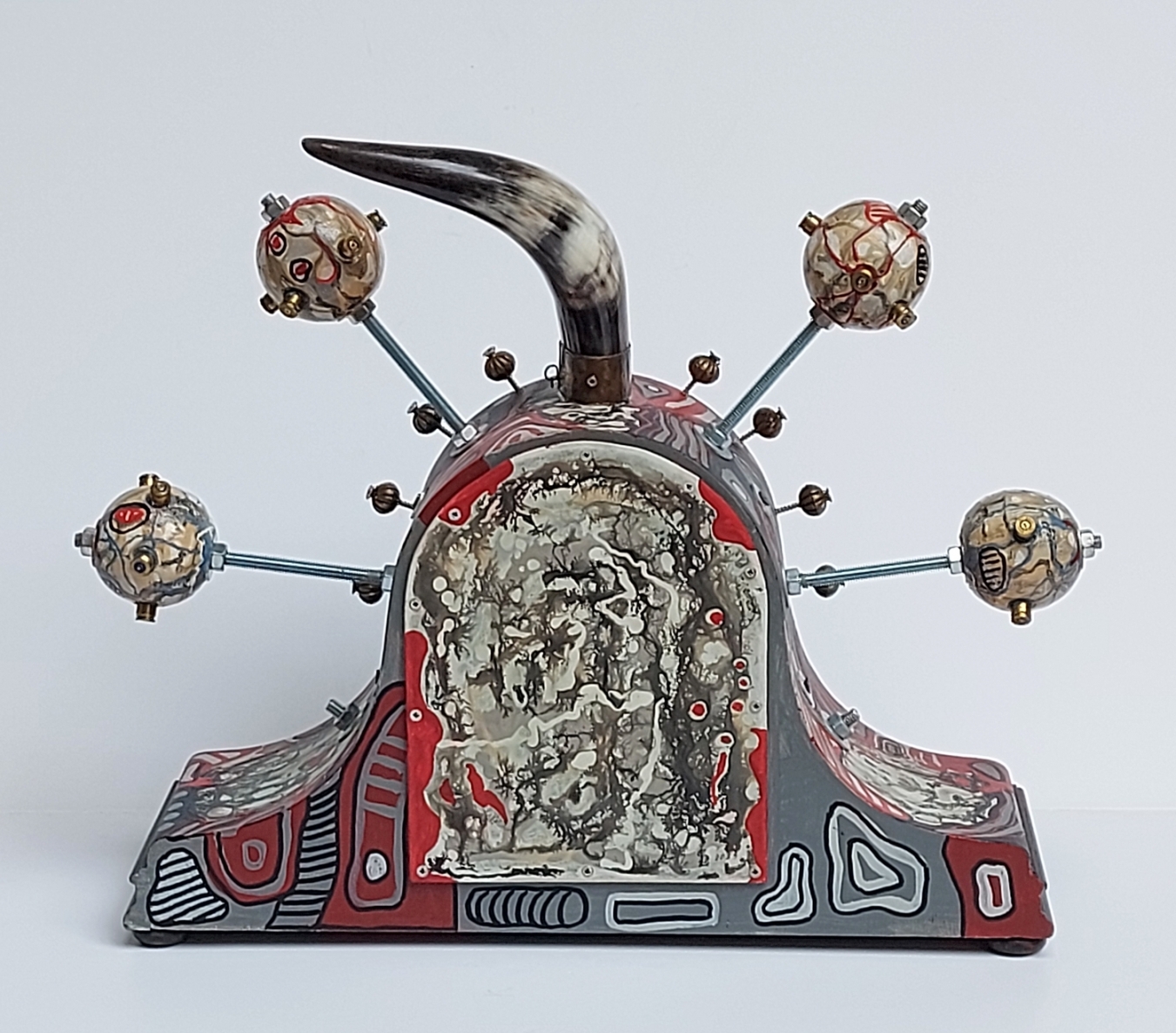 Karalius, 2022, mišri technika, h 39x46x15 cm, 1/1