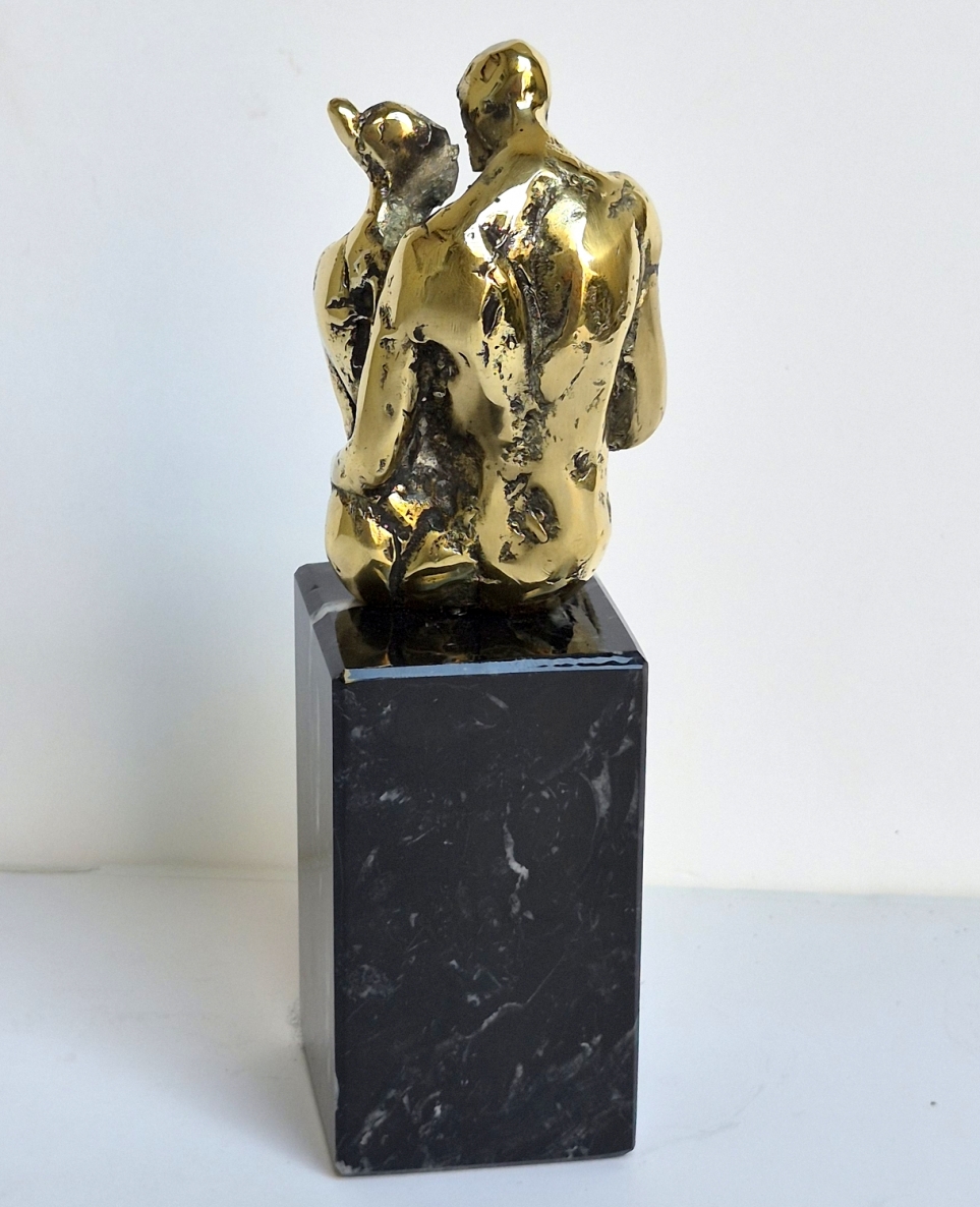 Together, 2026, bronze, h20x8.5x6.5 cm, 1/10