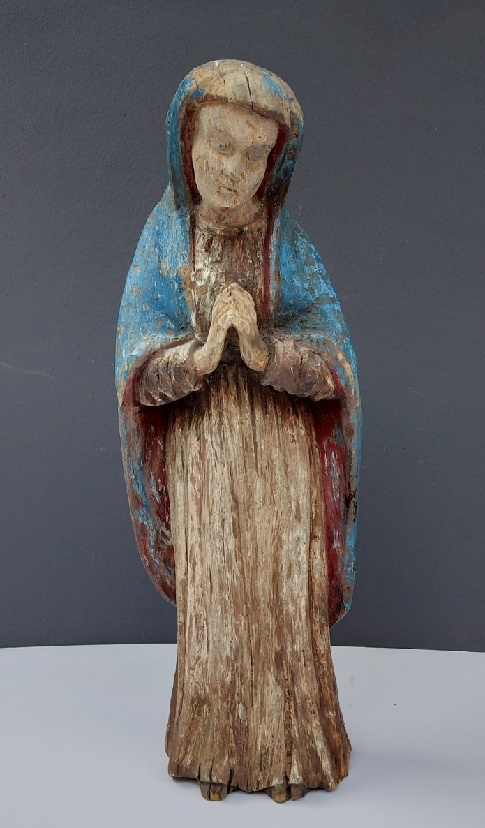 Švč. Marija Sopulingoji, XX a. pradžia, medis, polichromijos likučiai, drožyba, h 52,5x18x12 cm, 1/1