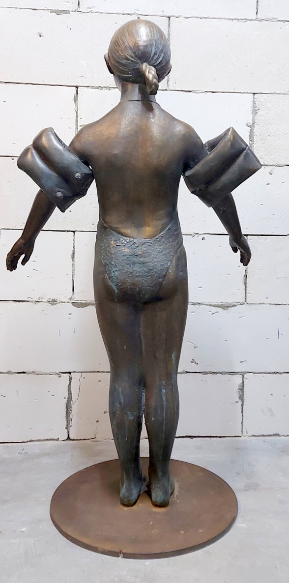 Water Girl, 2020, bronze, h 125x70x30 cm, 1/1