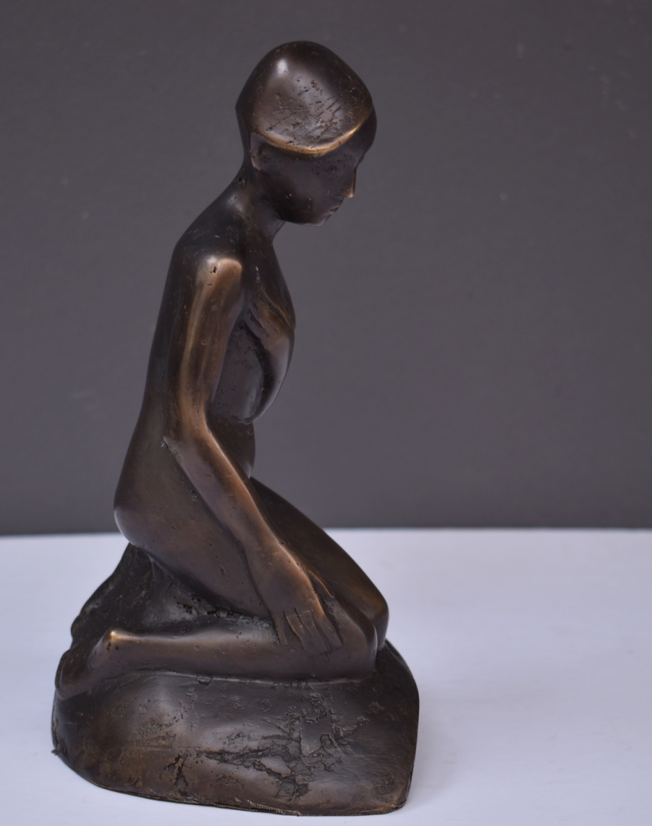 Mergaitė, 2024, bronza,  h 22,5x15,5x13 cm, 1/3