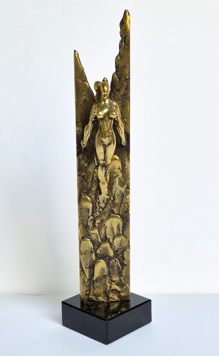 Širdis, 2025, bronza, h 36x8,5x7 cm, 1/10
