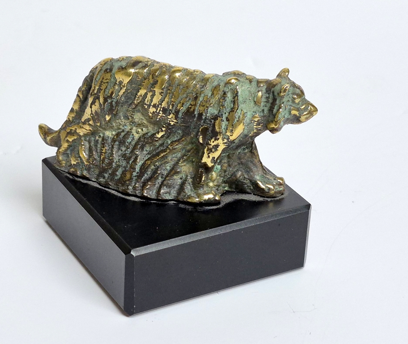 Tiger, 2022, bronze, 5 x 6 x 5.5 cm, 1/2