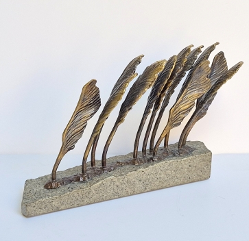 Vėjas, 2024, žalvaris, granitas,  h14,5x26x6 cm, 1/1
